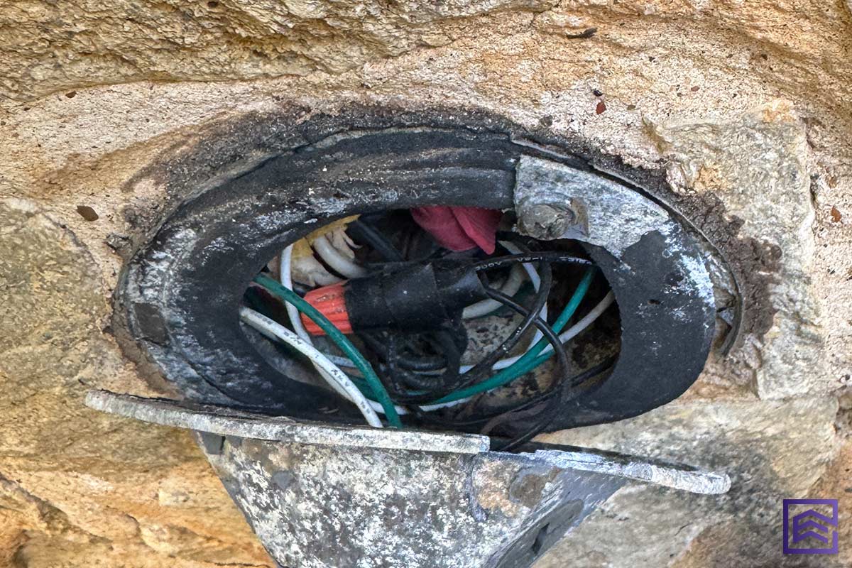 Electrical troubleshooting and diagnostics by Lynnmar Services